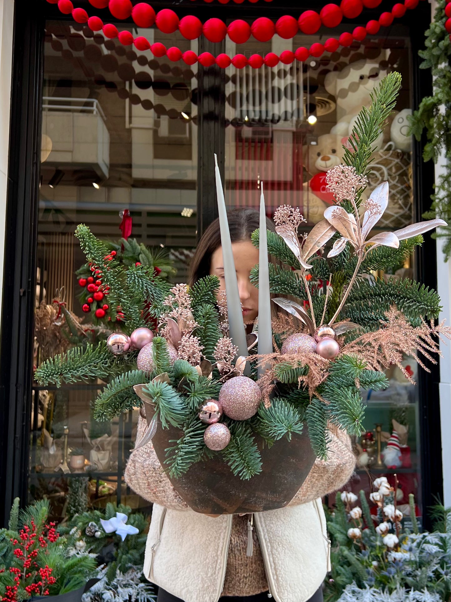 Rosé Winter Whisper Centerpiece