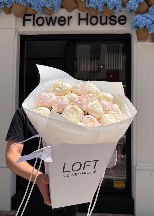 Blanc & Rosé Peonies